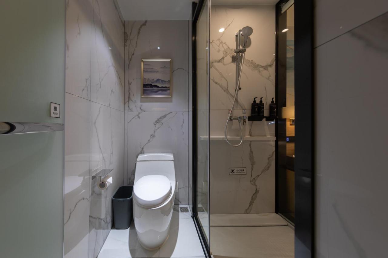 Ausotel By Argyle Baiyun International Airport Renhe Metro Exit B Kanton Exterior foto